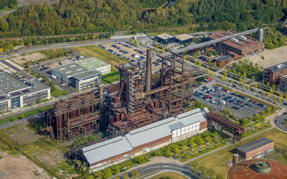 Dortmund from the bird's eye view: Technical facilities and production halls on the Phoenix-West site in the district Hoerde in Dortmund in the state North Rhine-Westphalia, Germany