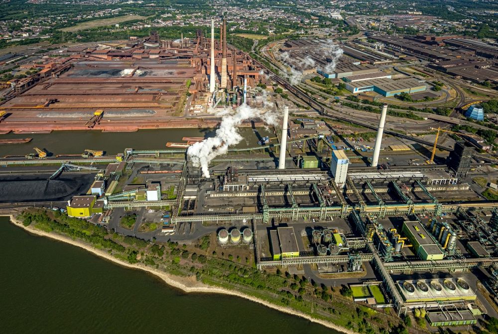Aerial image Duisburg - Technical equipment and production facilities of the steelworks Schwelgern in Duisburg in the state North Rhine-Westphalia, Germany