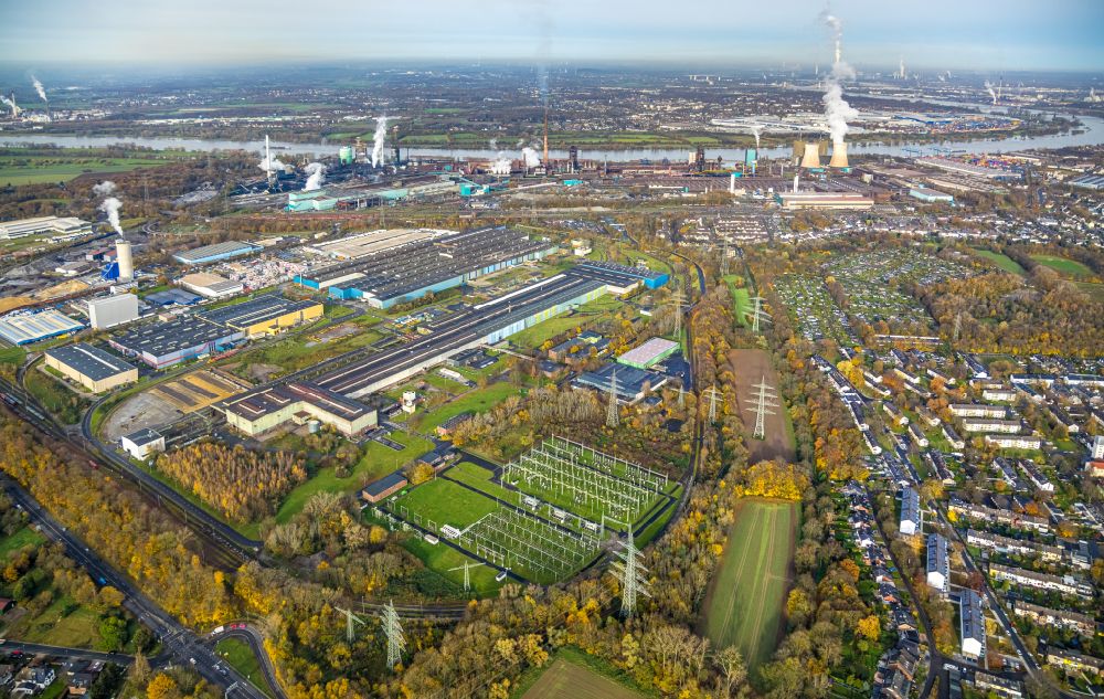 Aerial image Duisburg - Technical equipment and production facilities of the steelworks Thyssen Krupp Steel on Mannesmannstrasse in Duisburg in the state North Rhine-Westphalia