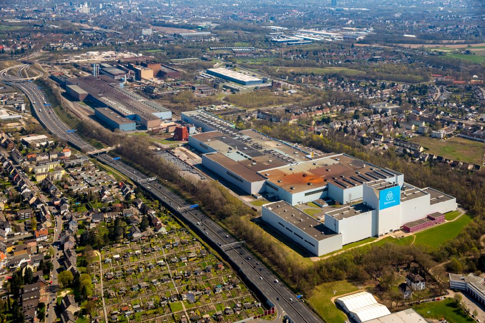 Aerial photograph Bochum - technical equipment and production facilities of the steelworks Thyssenkrupp Steel Europe AG on street Walzwerkstrasse in the district Wattenscheid in Bochum in the state North Rhine-Westphalia, Germany
