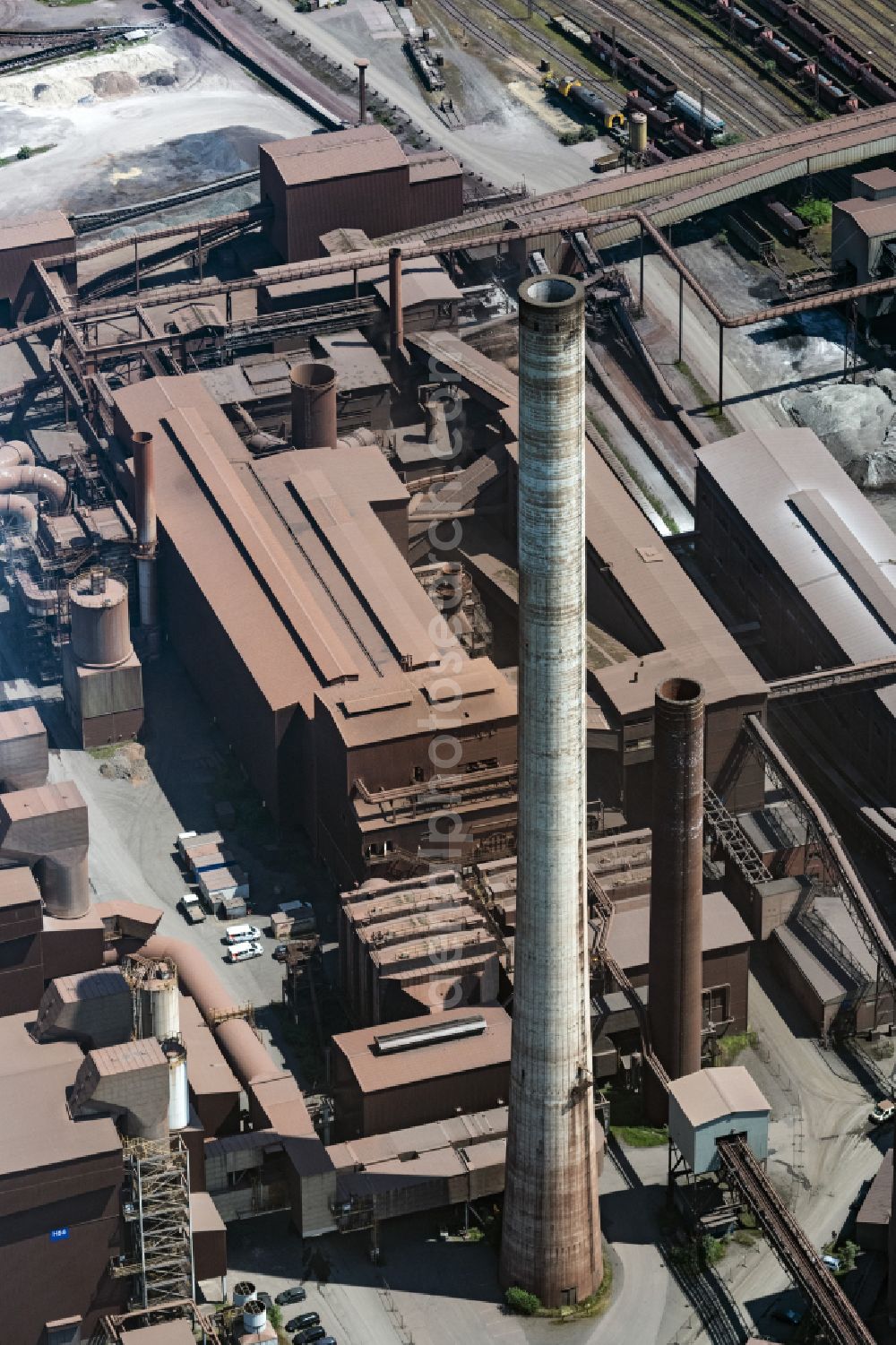 Aerial photograph Dillingen/Saar - Technical equipment and production facilities of the steelworks Zentralkokerei Saar GmbH in Dillingen/Saar in the state Saarland, Germany