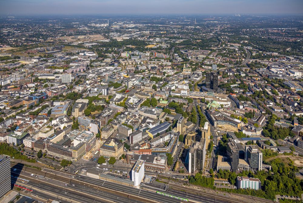 Aerial image Essen - Partial demolition and reconstruction Koenigshof of the former department store building on Willy-Brandt-Platz on street Lindenallee in the district Stadtkern in Essen at Ruhrgebiet in the state North Rhine-Westphalia, Germany