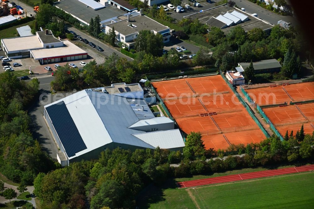 Aerial image Würzburg - Tennis court sports field of TSC Tennis and Squash Club Heuchelhof e.V. in the district Heuchelhof in Wuerzburg in the state Bavaria, Germany