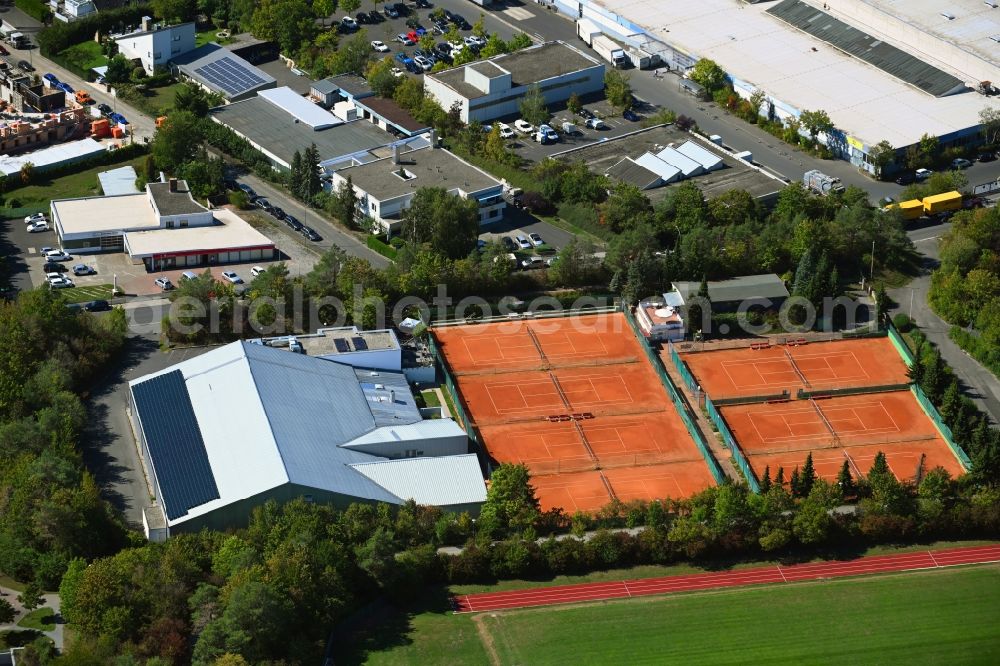 Aerial photograph Würzburg - Tennis court sports field of TSC Tennis and Squash Club Heuchelhof e.V. in the district Heuchelhof in Wuerzburg in the state Bavaria, Germany