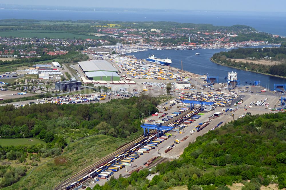 Travemünde from above - Building complex and distribution center on the site of Terminal Skandinavienkai in the district Ivendorf in Travemuende in the state Schleswig-Holstein, Germany