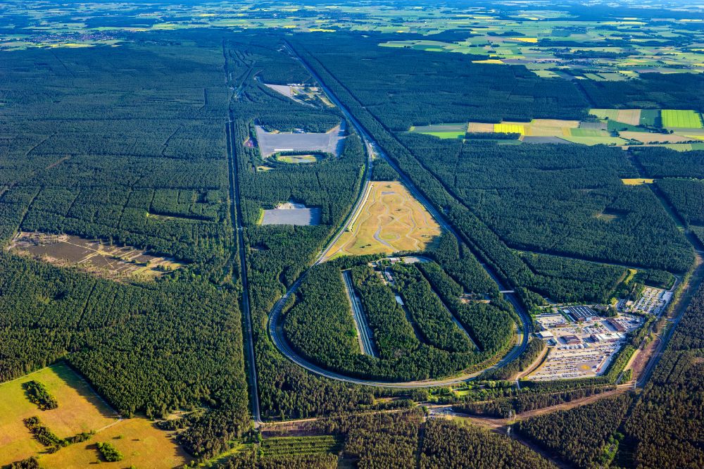 Aerial photograph Wittingen - Test track and practice area for training in the driving safety center and traffic training area Volkswagen AG test site Ehra-Lessien in a forest and woodland area in Wittingen in the state of Lower Saxony