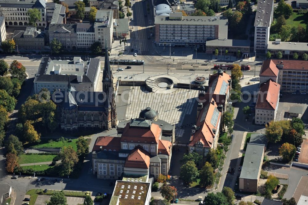 Aerial image Chemnitz - Theaterplatz overlooking the opera house, church St. Petri, museum and hotel in Chemnitz in Saxony