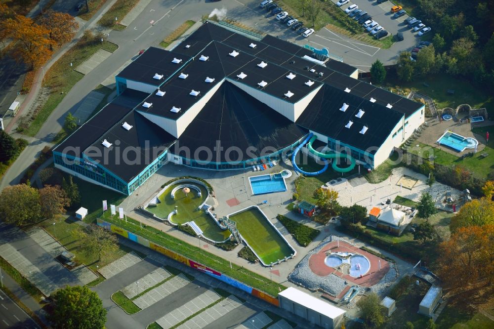 Cottbus from the bird's eye view: Spa and swimming pools at the swimming pool of the leisure facility Lagune Cottbus on Nordring corner Sielower Landstrasse in Cottbus in the state Brandenburg, Germany