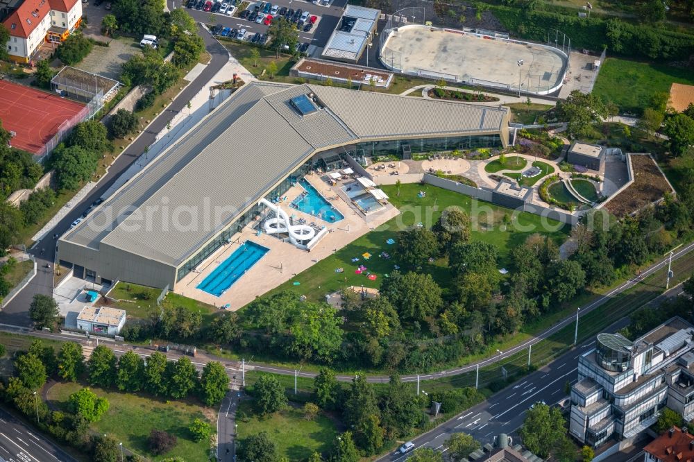 Aerial image Würzburg - Spa and swimming pool at the swimming pool of Recreation Nautilandbad in the district Zellerau in Wuerzburg in the state Bavaria, Germany