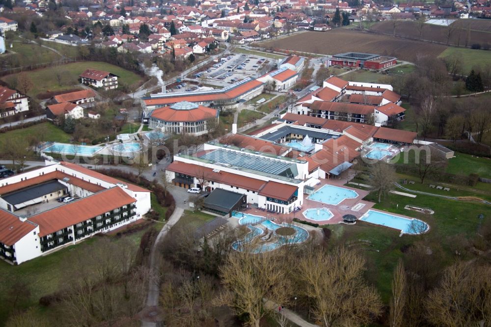 Aerial photograph Bad Birnbach - Spa and swimming pools at the swimming pool of the leisure facility Rottal Terme in Bad Birnbach in the state Bavaria