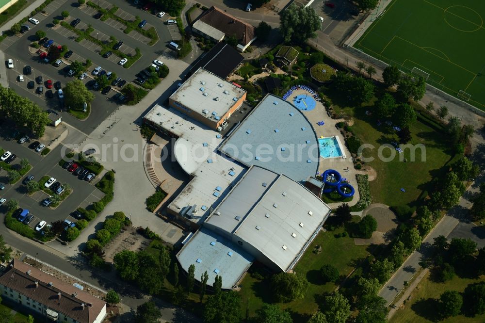 Aerial photograph Halberstadt - Spa and swimming pools at the swimming pool of the leisure facility Sea Land in Freizeit- and Sportzentrum on Gebrueder-Rehse-Strasse in Halberstadt in the state Saxony-Anhalt, Germany