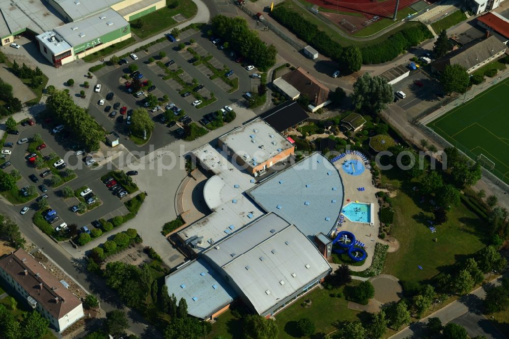 Halberstadt from above - Spa and swimming pools at the swimming pool of the leisure facility Sea Land in Freizeit- and Sportzentrum on Gebrueder-Rehse-Strasse in Halberstadt in the state Saxony-Anhalt, Germany