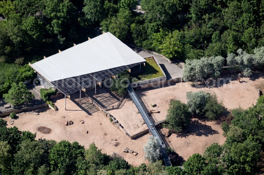 Aerial photograph Erfurt - Animal breeding accommodation in Thueringer Zoopark Erfurt in the district Hohenwinden in Erfurt in the state Thuringia, Germany