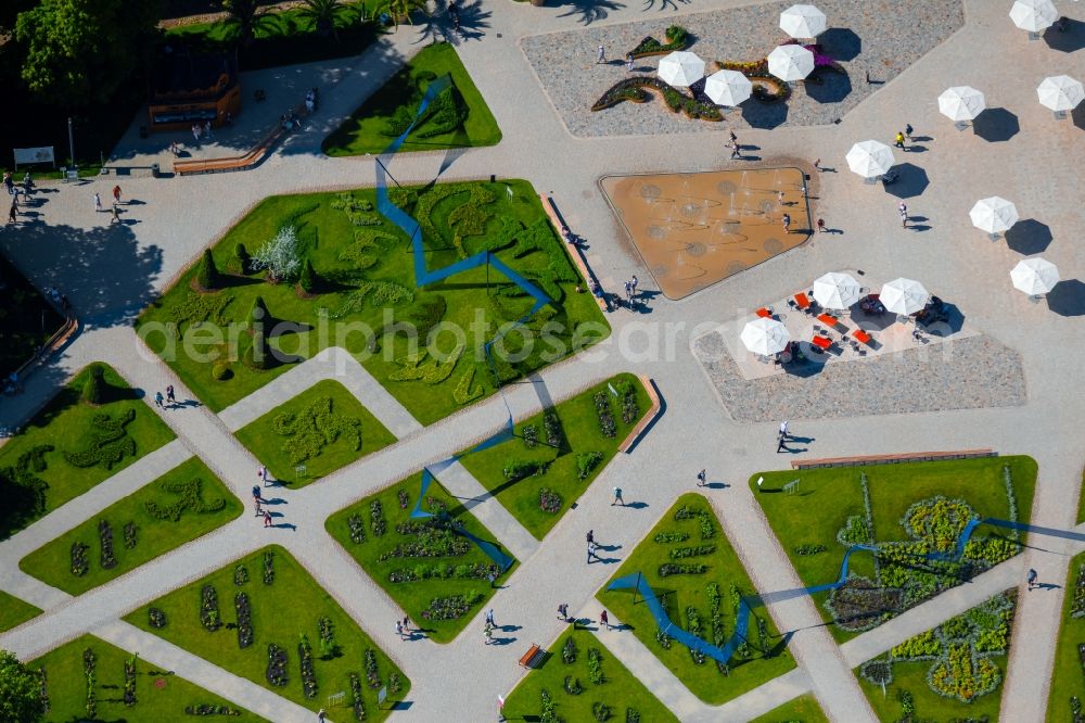 Erfurt from the bird's eye view: Tables and benches in the open-air restaurants on the Petersberg in the Egapark on the occasion of the BUGA Federal Garden Show in the district Altstadt in Erfurt in the state Thuringia, Germany