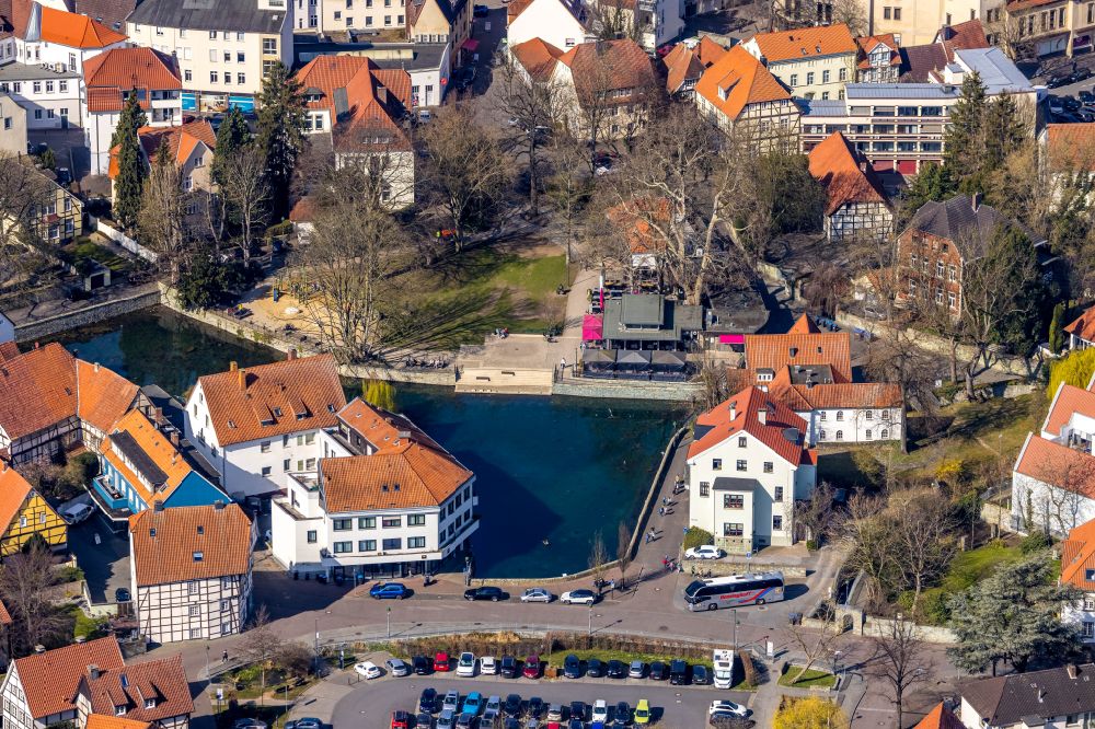 Soest from above - Pond water surface and pond oasis Grosser Teich in the Altstadt on street Wippgasse in Soest in the state North Rhine-Westphalia, Germany