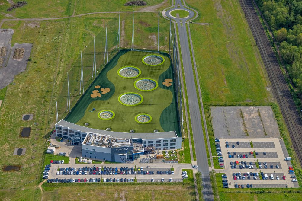 Oberhausen from the bird's eye view: Topgolf facility in the BusinessPark.O industrial park on Brammenring in Oberhausen in the Ruhr area in the state of North Rhine-Westphalia, Germany