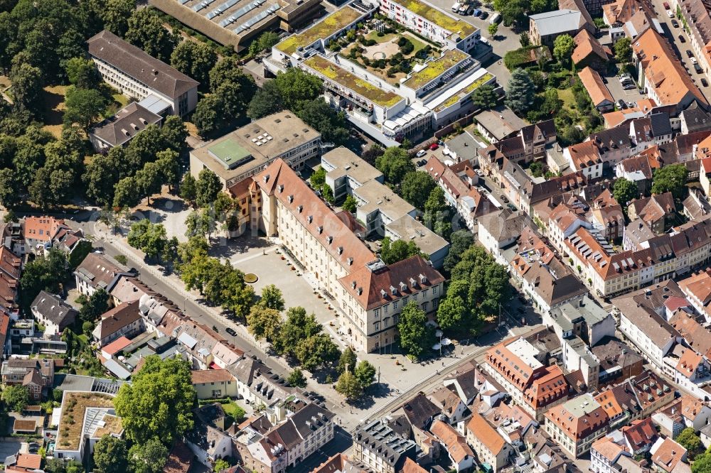 Karlsruhe from above - Tourist attraction and sightseeing Karlsburg Durlach on Pfinztalstrasse in the district Durlach in Karlsruhe in the state Baden-Wurttemberg, Germany