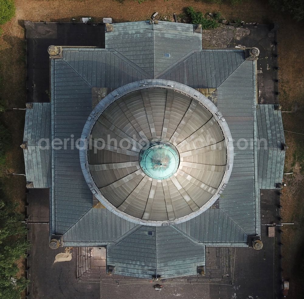 Aerial photograph Dessau - Tourist attraction and sightseeing Mausoleum Dessau in Tierpark in the district Ziebigk in Dessau in the state Saxony-Anhalt, Germany