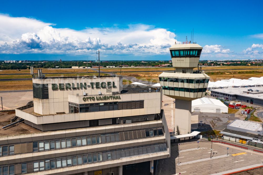 Berlin from the bird's eye view: Tower of the decommissioned airport in the district of Tegel in the district Tegel in Berlin, Germany