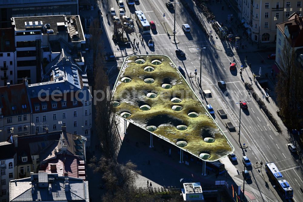 Aerial photograph München - Bus station for public transportation and tram station on street Muenchner Freiheit - Leopoldstrasse - Feilitzschstrasse in the district Freimann in Munich in the state Bavaria, Germany