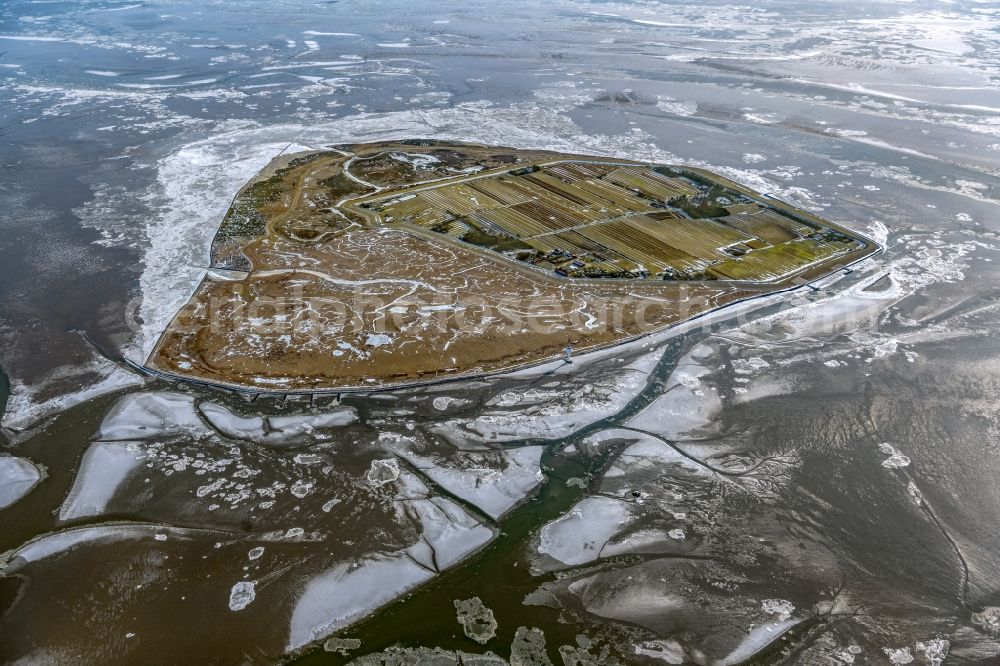 Aerial image Nigehörn - Ice floe pieces of a drift ice layer on the water surface the North Sea island in Neuwerk in the state Hamburg, Germany