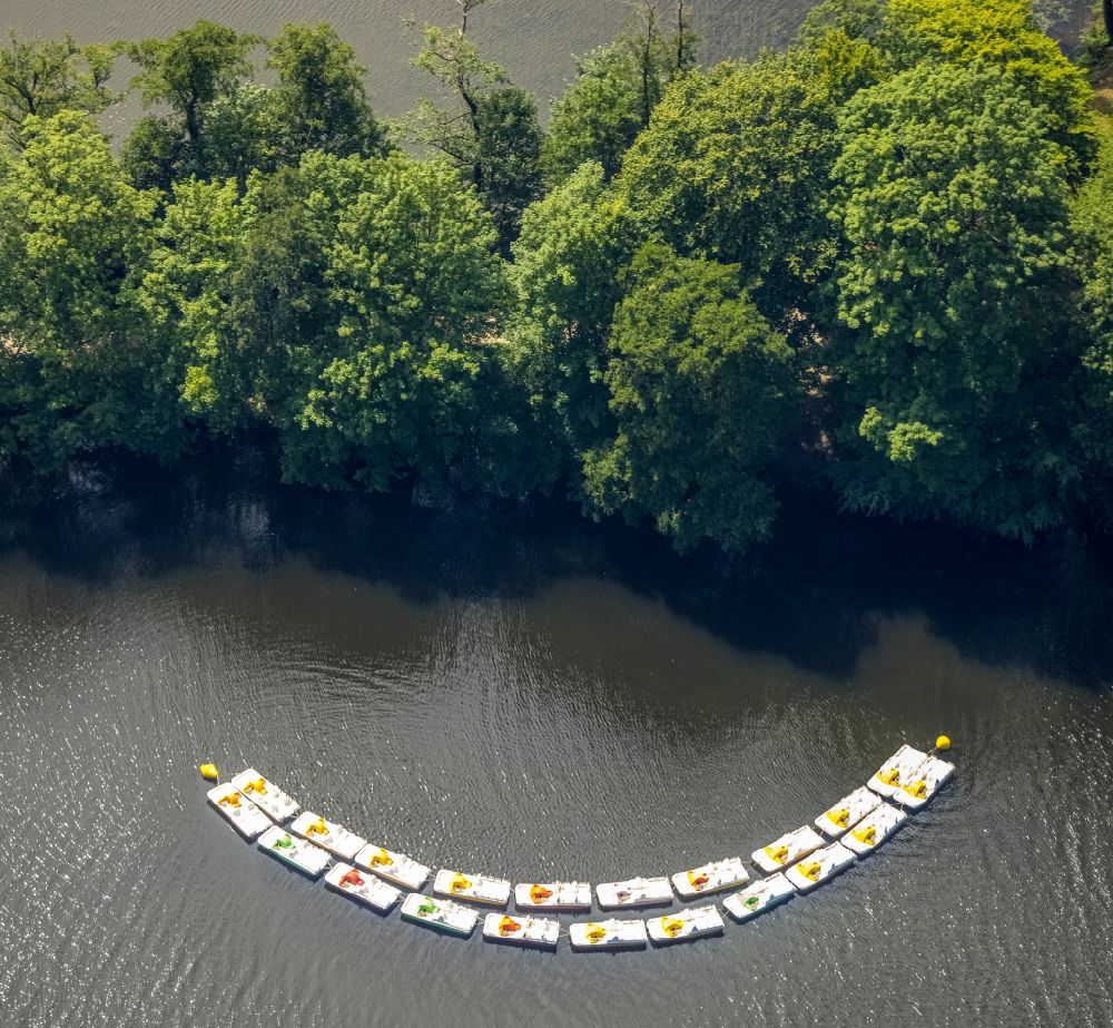 Aerial image Hagen - Sports boat moorings for pedal boats and rowing boats for hire on the banks of the Hengsteysee in Hagen in the Ruhr area in the state of North Rhine-Westphalia, Germany
