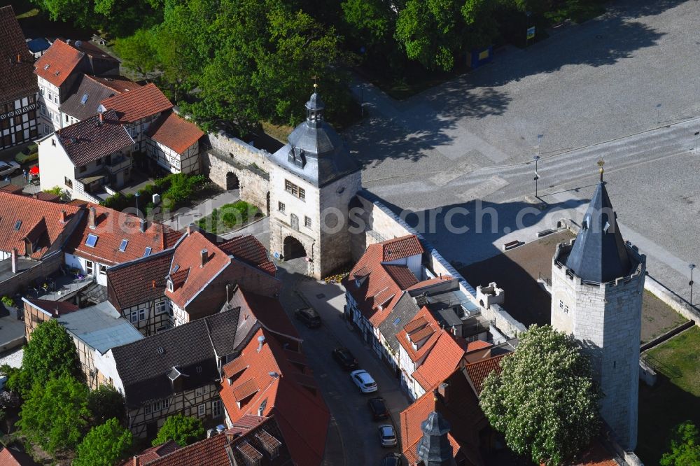 Aerial image Mühlhausen - Tower building and on Frauentor the rest of the former historic city walls in Muehlhausen in the state Thuringia, Germany