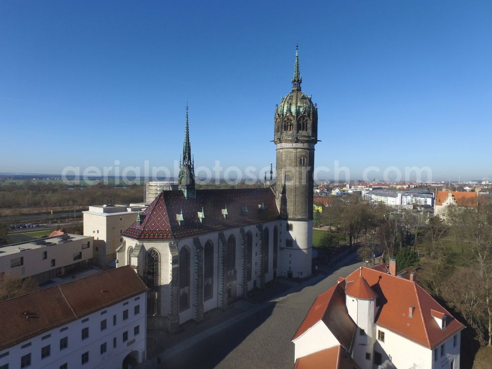 Aerial photograph Lutherstadt Wittenberg - Castle church of Wittenberg with Gothic tower at the west end of the town is a UNESCO World Heritage Site