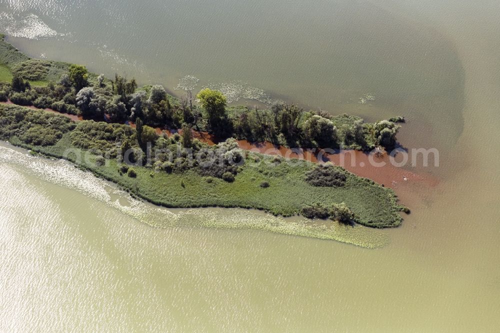 Aerial photograph Dießen am Ammersee - Riparian areas along the river mouth of Ammer in den Ammersee in Diessen am Ammersee in the state Bavaria, Germany