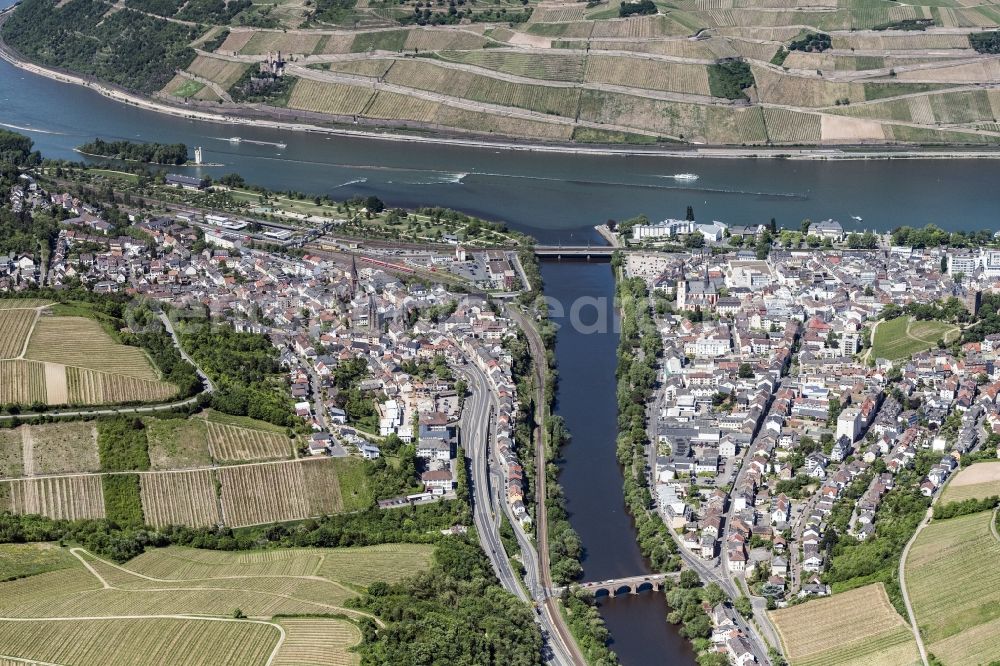 Aerial photograph Bingen am Rhein - Riparian areas along the river mouth of Nahe in den Rhein in Bingen am Rhein in the state Rhineland-Palatinate, Germany