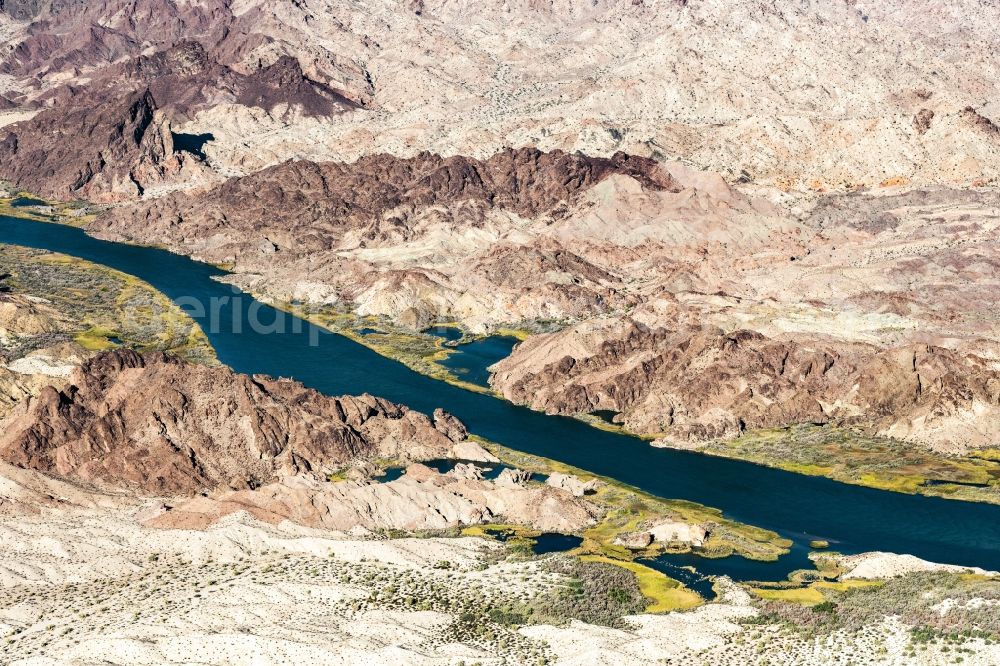Havasu Lake from the bird's eye view: Riparian zones on the course of the river of Colorado River in in California, United States of America