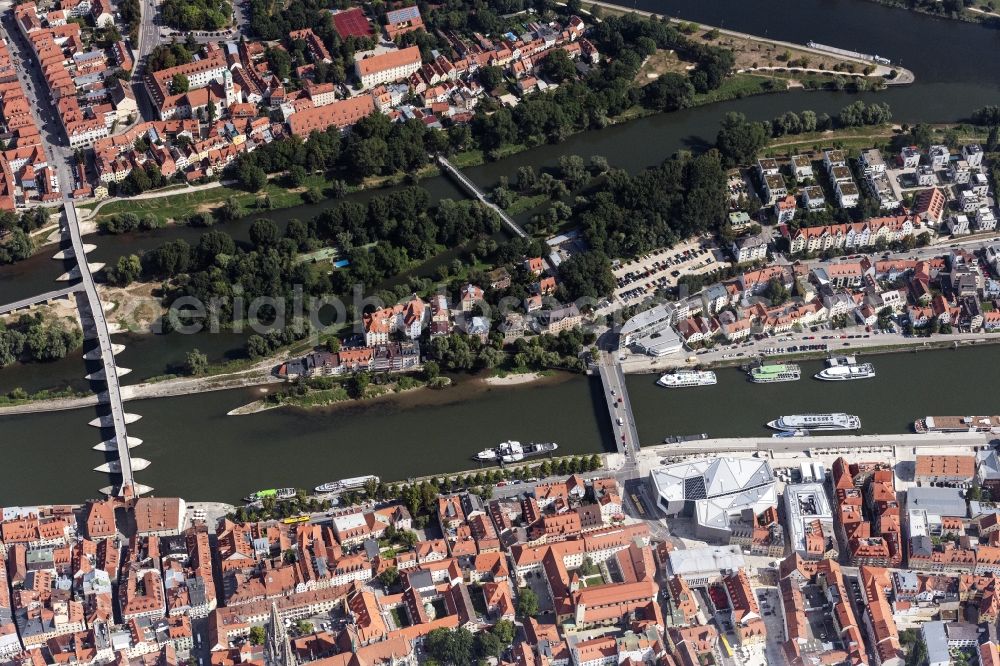 Aerial image Regensburg - Riparian zones on the course of the river of Donau with of Steinernen Bruecke in Regensburg in the state Bavaria, Germany