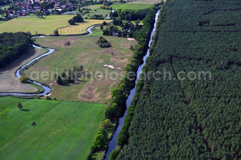 Aerial image Garwitz - Riparian zones on the course of the river of Elde in Garwitz in the state Mecklenburg - Western Pomerania, Germany