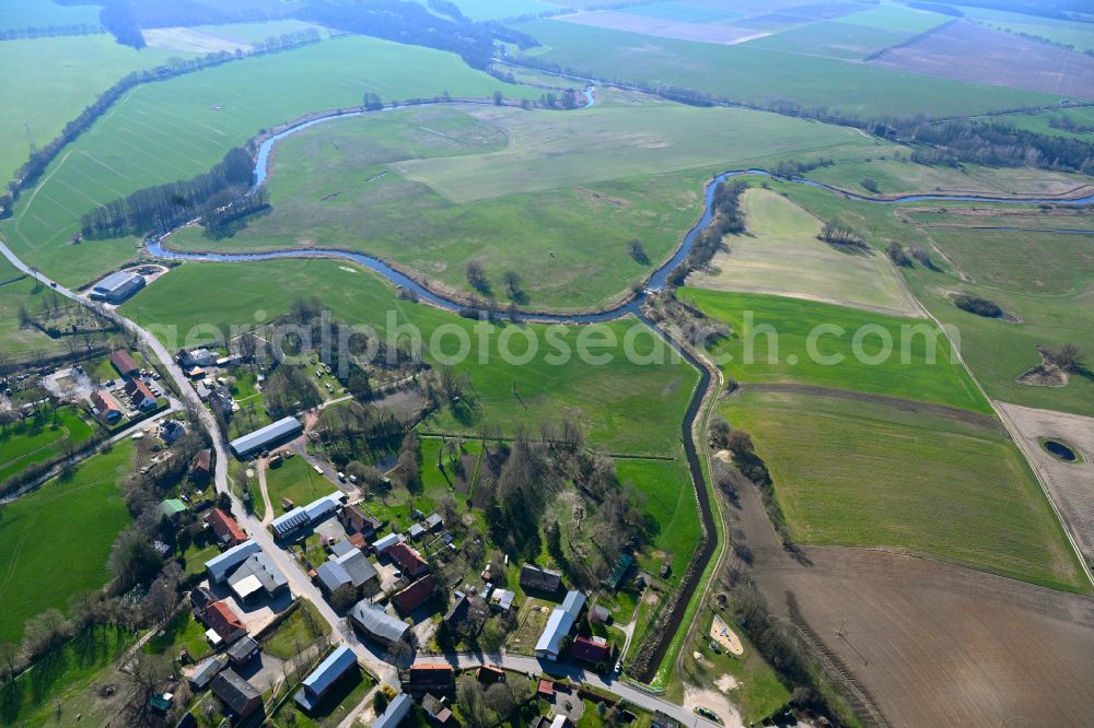 Aerial photograph Paarsch - Riparian zones on the course of the river of Wehrarm of Alte Elde in Paarsch in the state Mecklenburg - Western Pomerania, Germany