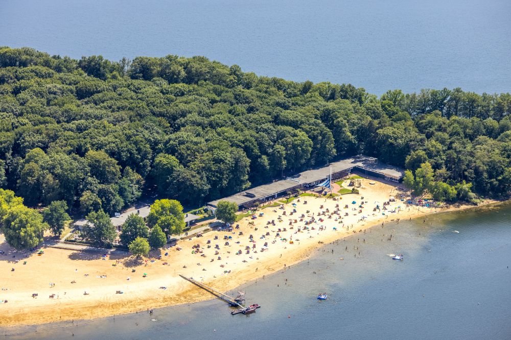 Aerial image Haltern am See - Beach areas on the on Halterner Stausee in Haltern am See at Ruhrgebiet in the state North Rhine-Westphalia, Germany