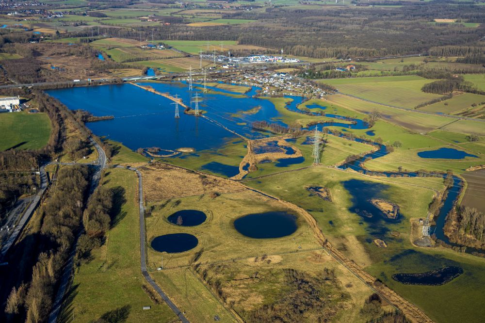 Aerial image Norddinker - Shore areas with flooded by flood level riverbed of Lippe in Schmehauser Mersch in Schmehausen at Ruhrgebiet in the state North Rhine-Westphalia, Germany