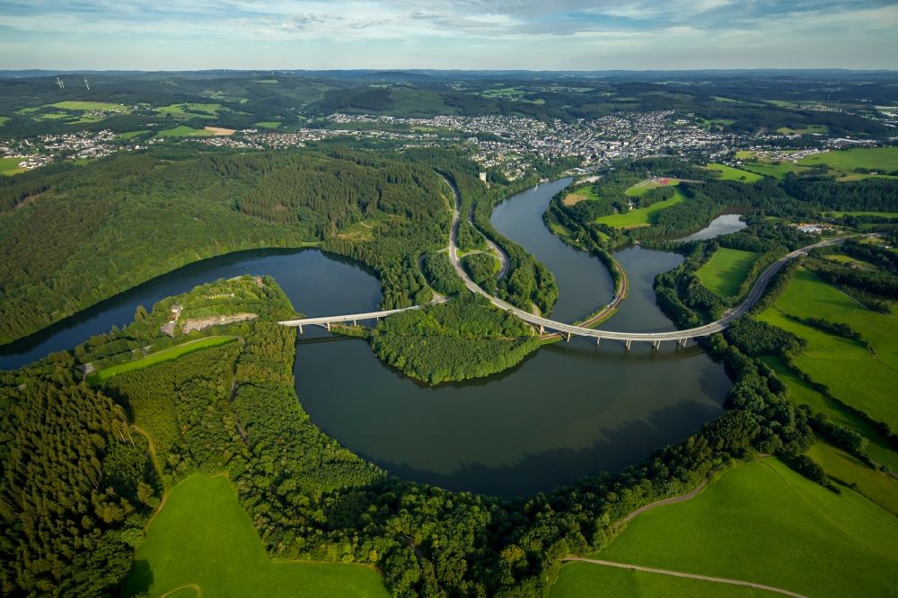 Aerial image Olpe - Riparian areas on the lake area of Bigge in Olpe in the state North Rhine-Westphalia