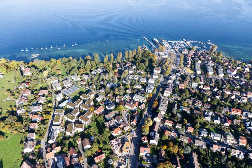 Aerial photograph Konstanz - Riparian areas on the lake area of Lake Constance in the district Allmannsdorf in Konstanz in the state Baden-Wurttemberg, Germany