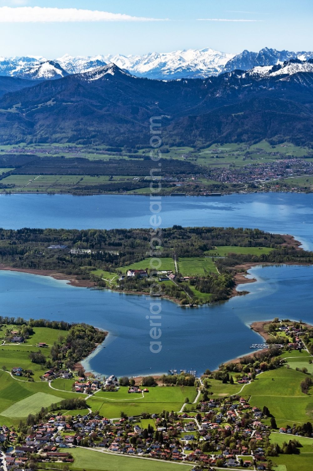 Aerial image Breitbrunn am Chiemsee - Riparian areas on the lake area of Chiemsee in Breitbrunn am Chiemsee in the state Bavaria, Germany