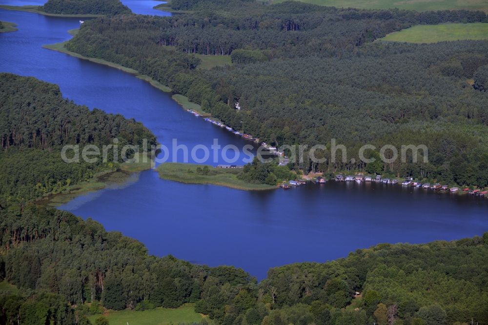 Aerial image Wesenberg - Riparian areas on the lake area of Drewensee in Wesenberg in the state Mecklenburg - Western Pomerania