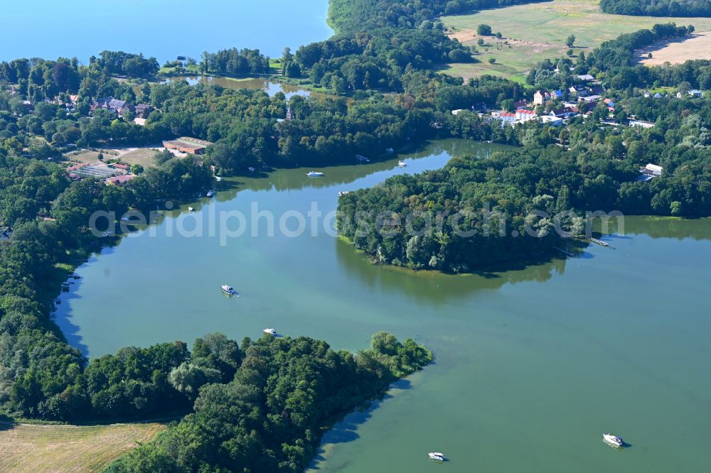 Werder (Havel) from above - Riparian areas on the lake area of Glindower See in the district Petzow in Werder (Havel) in the state Brandenburg, Germany