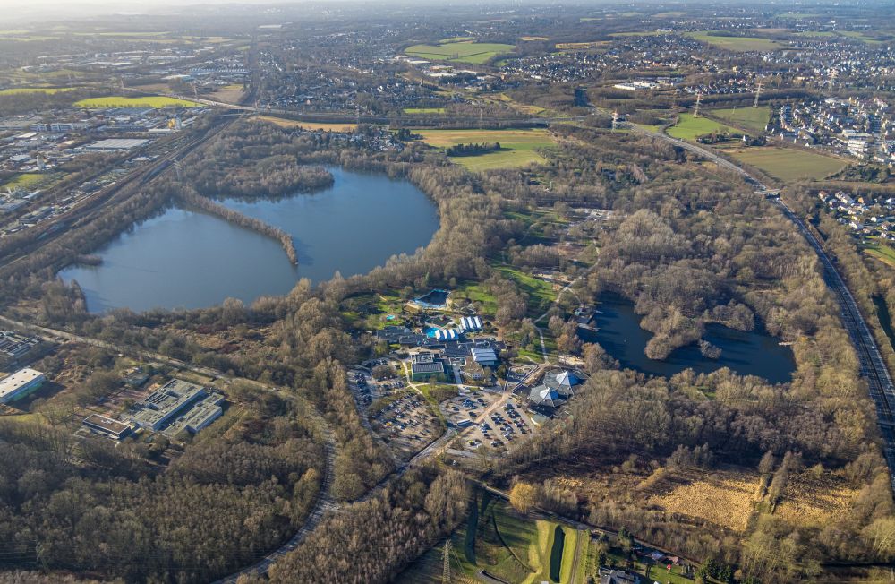 Aerial photograph Dortmund - Riparian areas on the lake area of Hallerey Reserve in the district Hallerey in Dortmund at Ruhrgebiet in the state North Rhine-Westphalia, Germany
