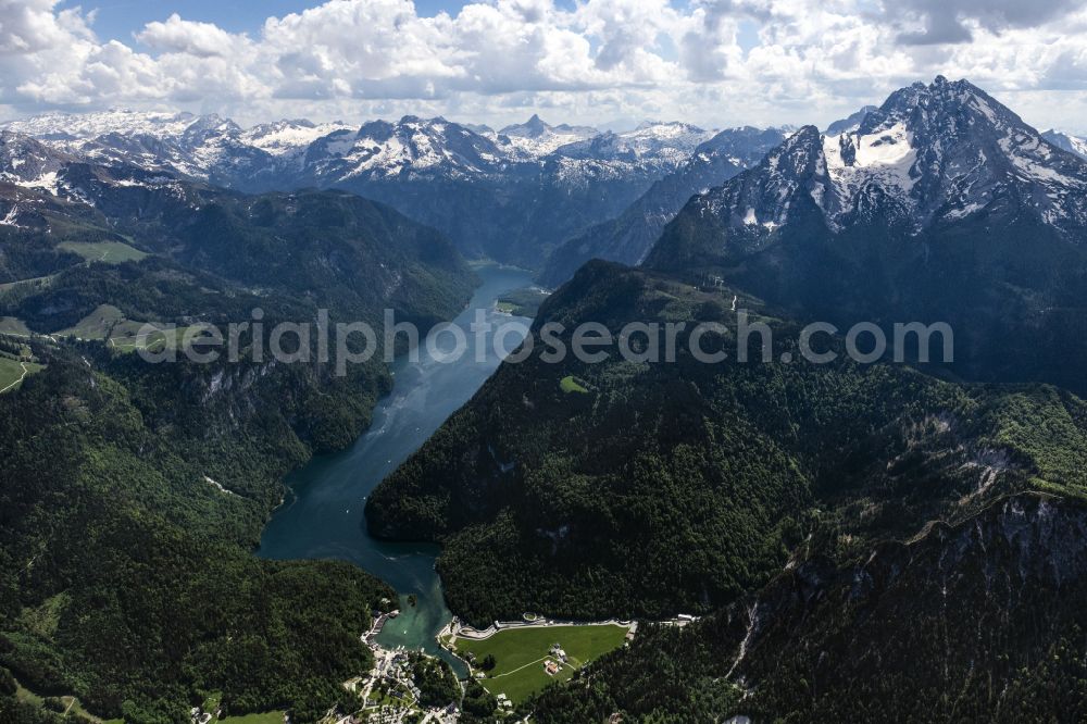 Aerial photograph Schönau am Königssee - Riparian areas on the lake area of Koenigssee in Nationalpark Berchtesgaden in a forest area in Schoenau am Koenigssee in the state Bavaria, Germany