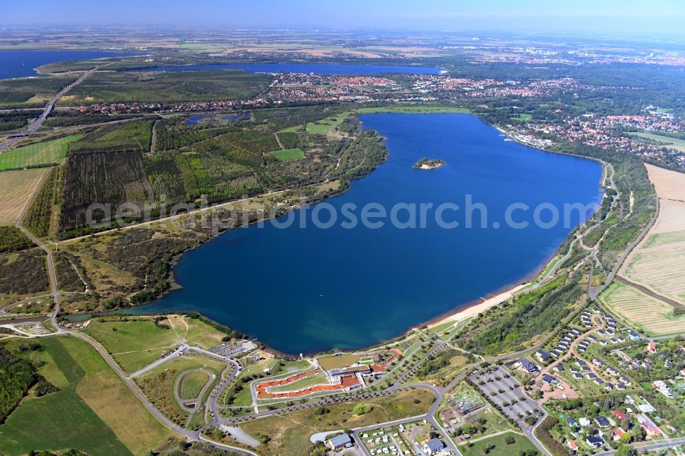 Markkleeberg from above - Riparian areas on the lake area of Markkleeberger See in Markkleeberg in the state Saxony, Germany