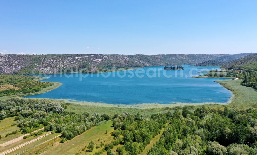 Aerial photograph Skradin - Riparian areas on the lake area of on national park Krka in Skradin in Sibensko-kninska zupanija, Croatia