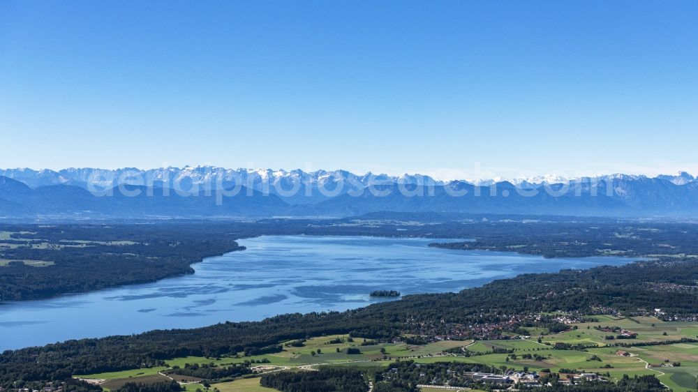 Seeshaupt from above - Riparian areas on the lake area of StRNBERGER SEE Starnberger See with Blick in die Alpen in Berg in the state Bavaria, Germany