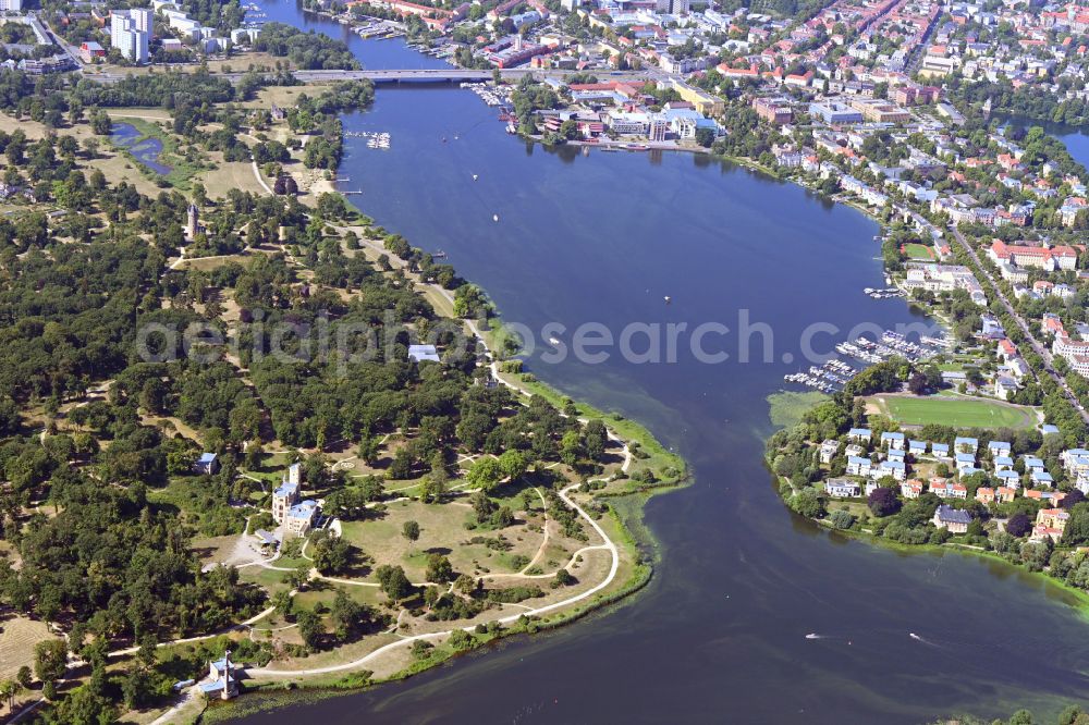 Potsdam from above - Riparian areas on the lake area of Tiefer See in the district Babelsberg Nord in Potsdam in the state Brandenburg, Germany