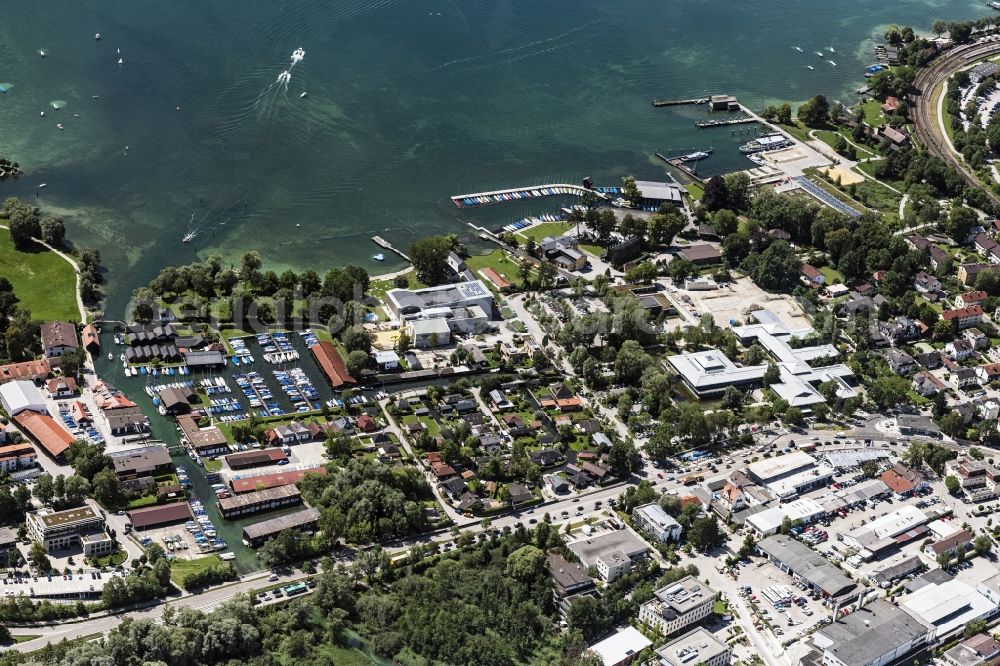 Starnberg from the bird's eye view: Riparian areas on the lake area of in Starnberg in the state Bavaria, Germany