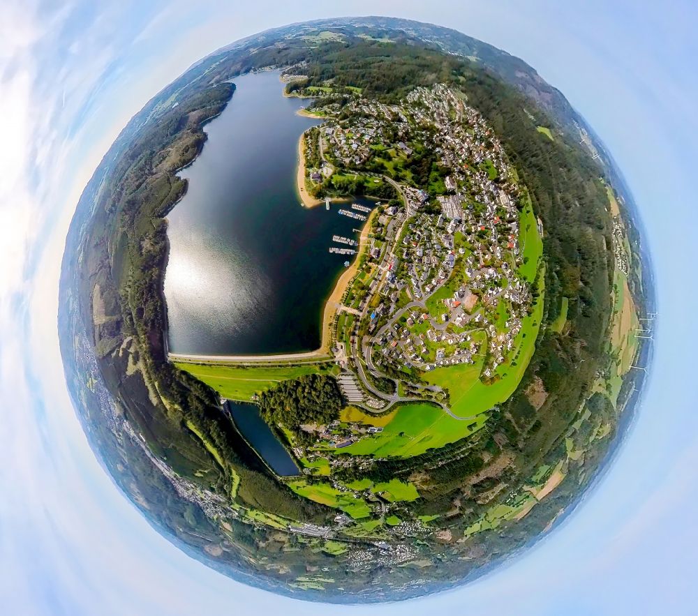 Langscheid from above - Shore areas on the lake area of the Sorpesee dam in Langscheid in the Sauerland in the state of North Rhine-Westphalia, Germany