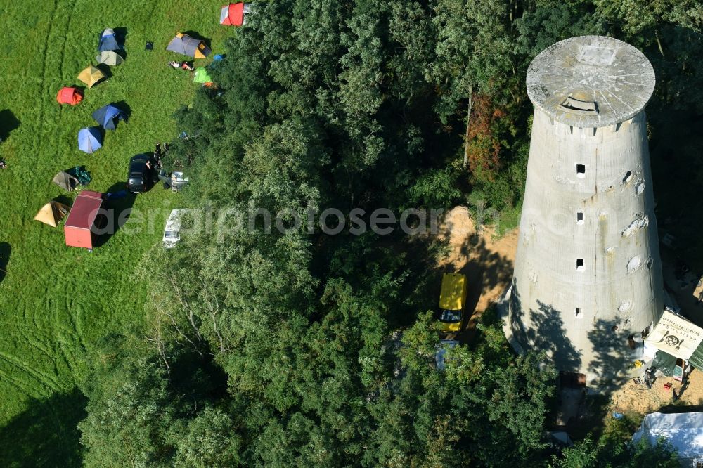 Weesow from the bird's eye view: Reconstruction of the concrete tower of the formally militarily used property Radarturm Weesow in Weesow in the state of Brandenburg, Germany